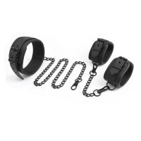 IntoYou Set Halsband und Handfesseln, Veganleder, Bild 4