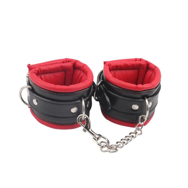 Chisa Cuffs super weiche Fesseln